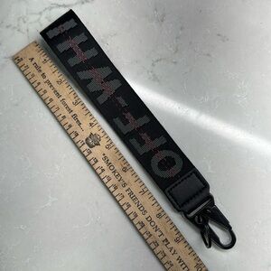 Off-white key chain lanyard “clasp”